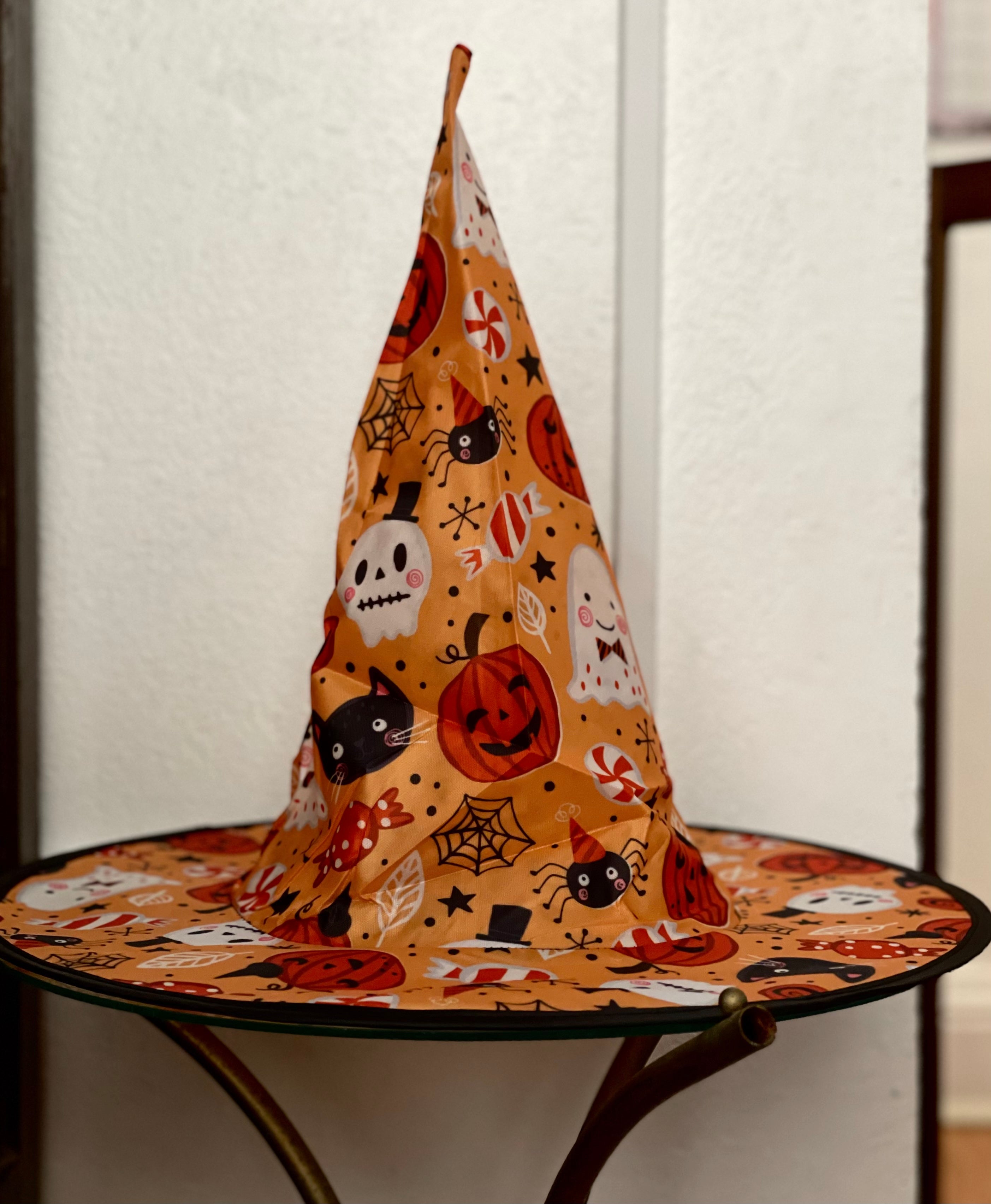Sombreros de Brujas en plástico