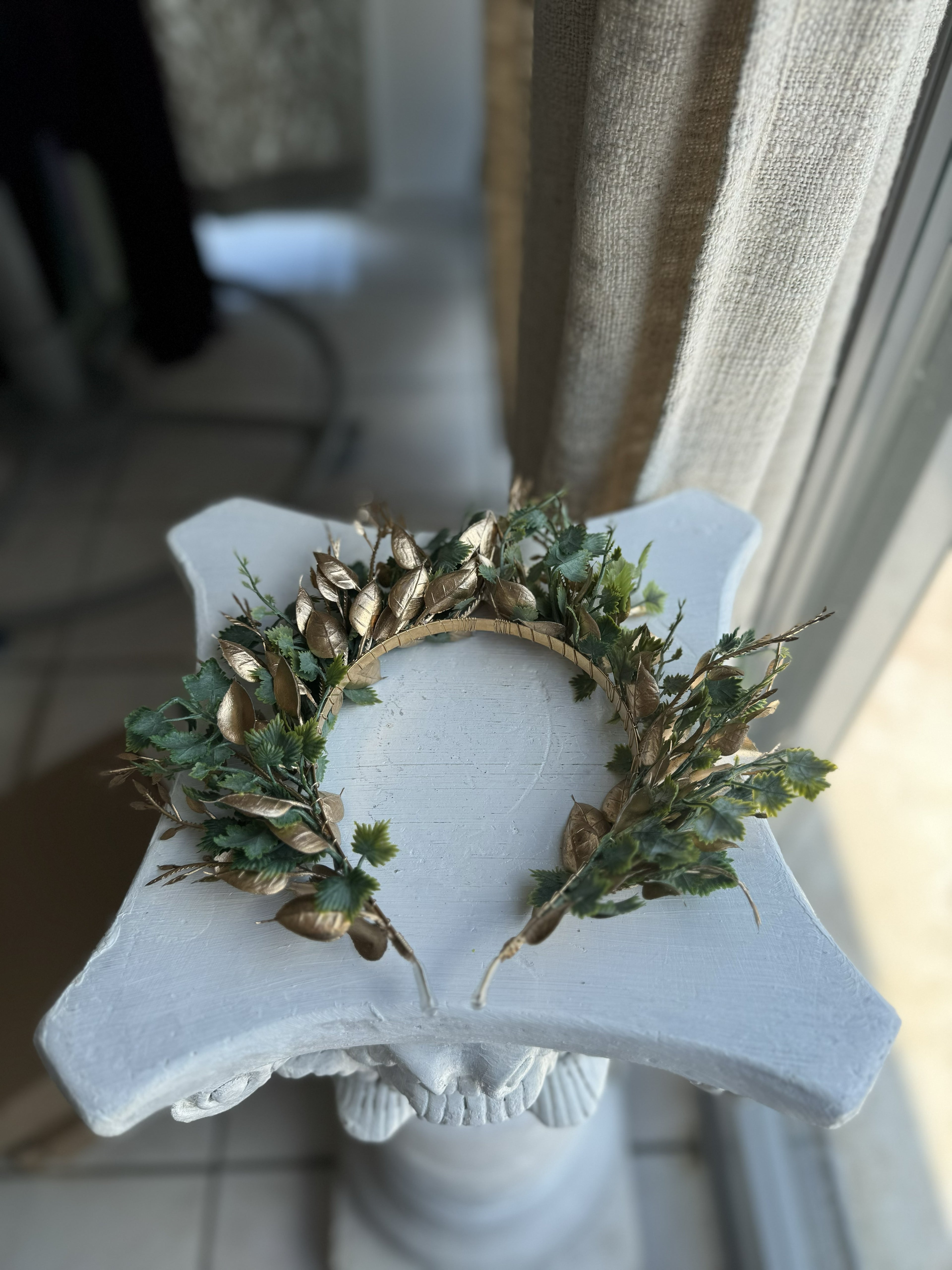 Diadema Dorada del Bosque