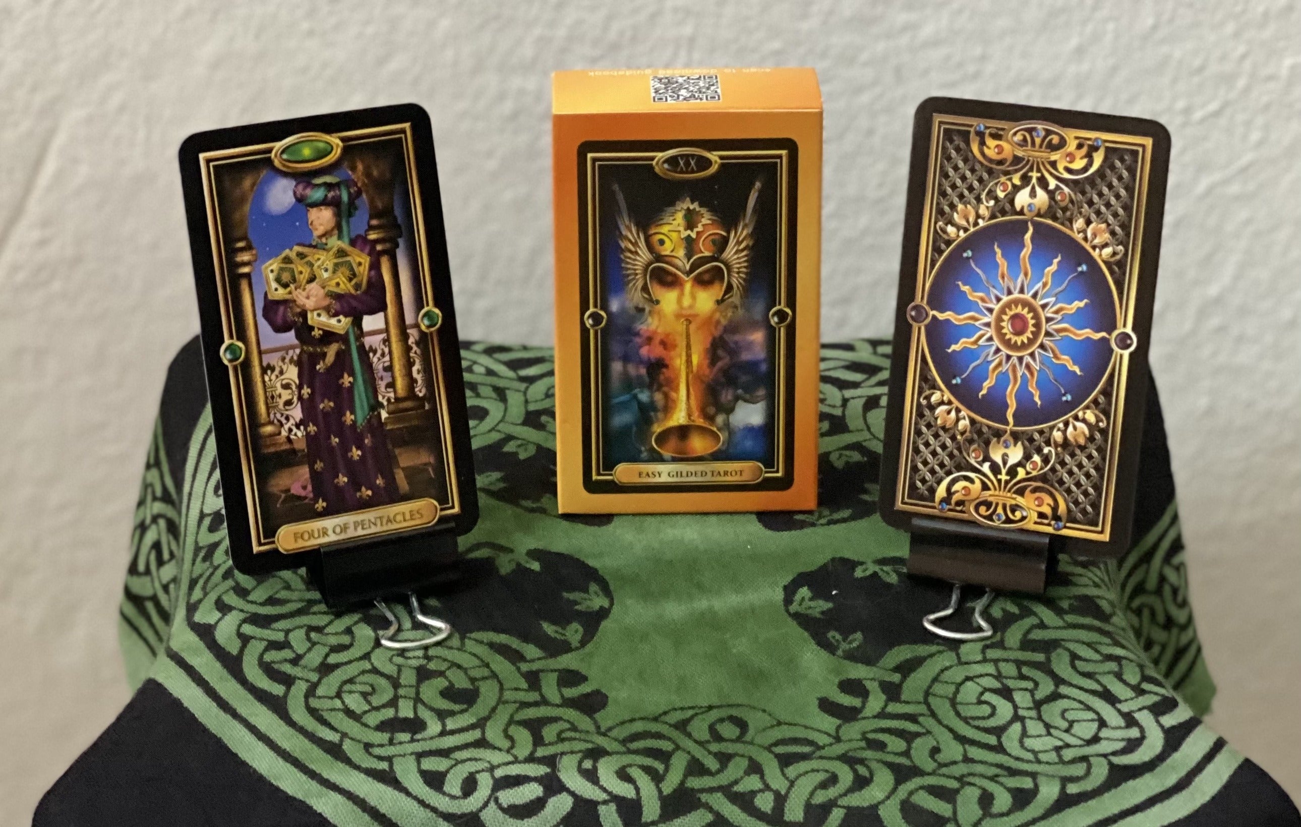 Easy Gilded Tarot