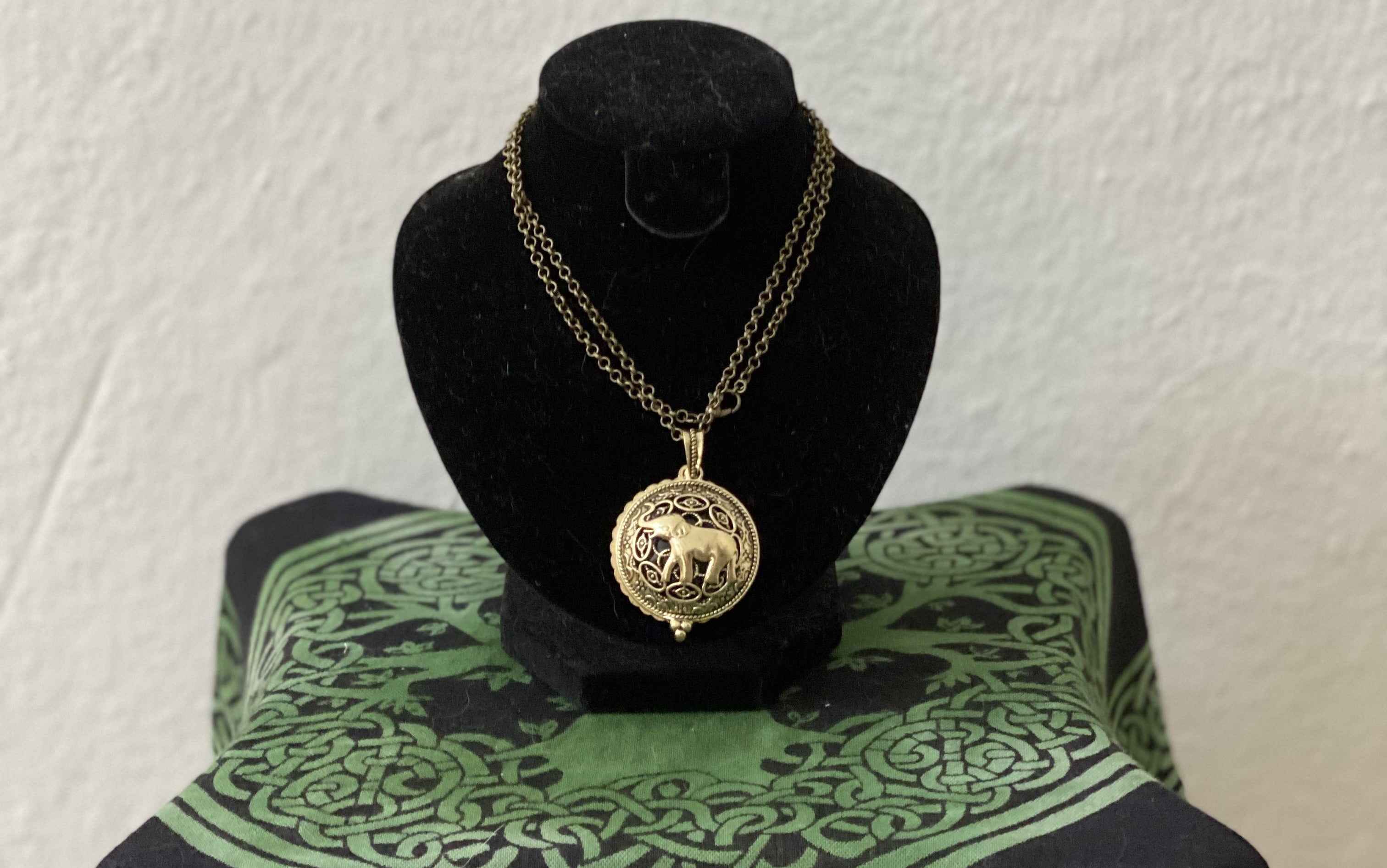 Lupa de Collar en Cristal