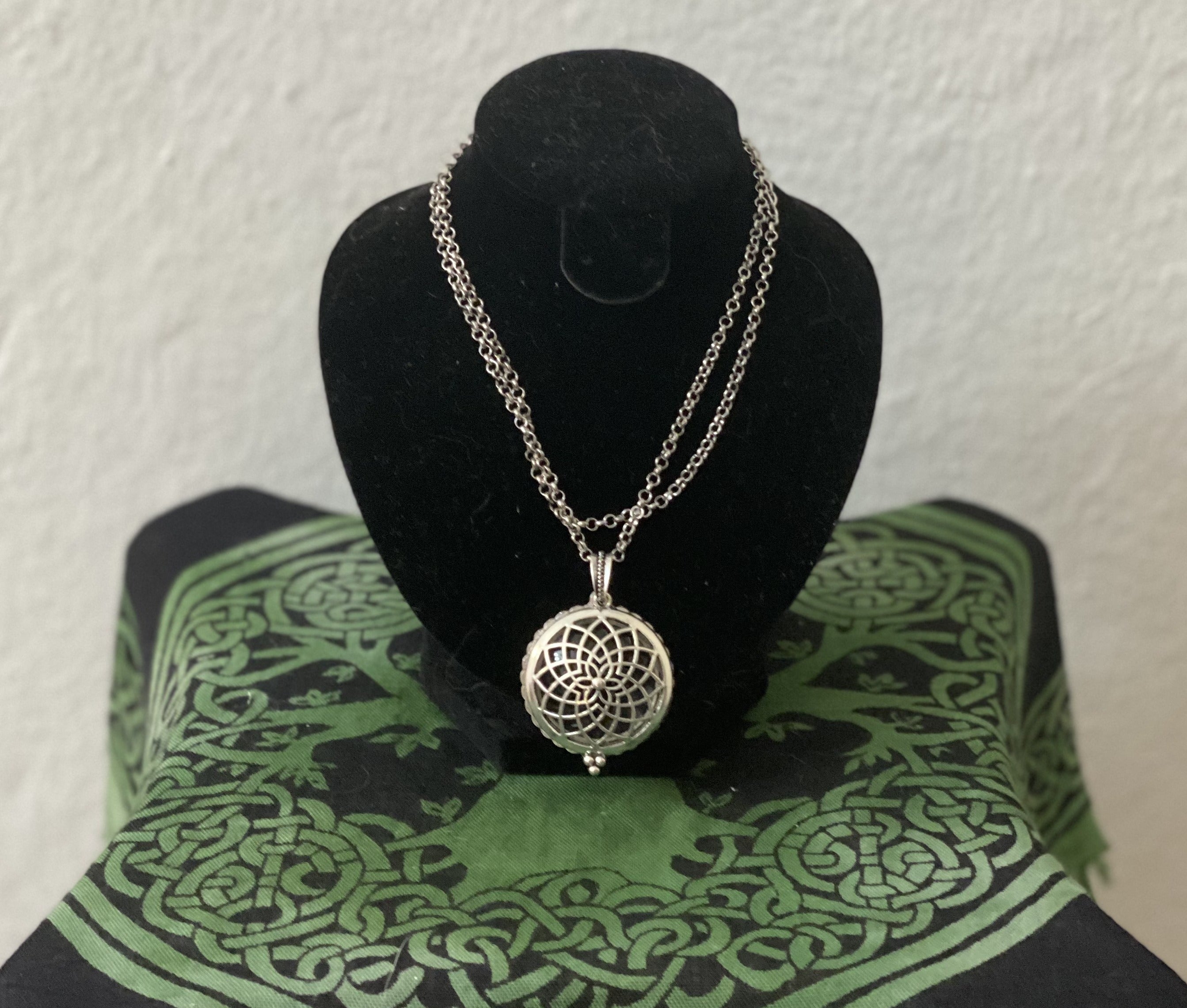 Lupa de Collar en Cristal