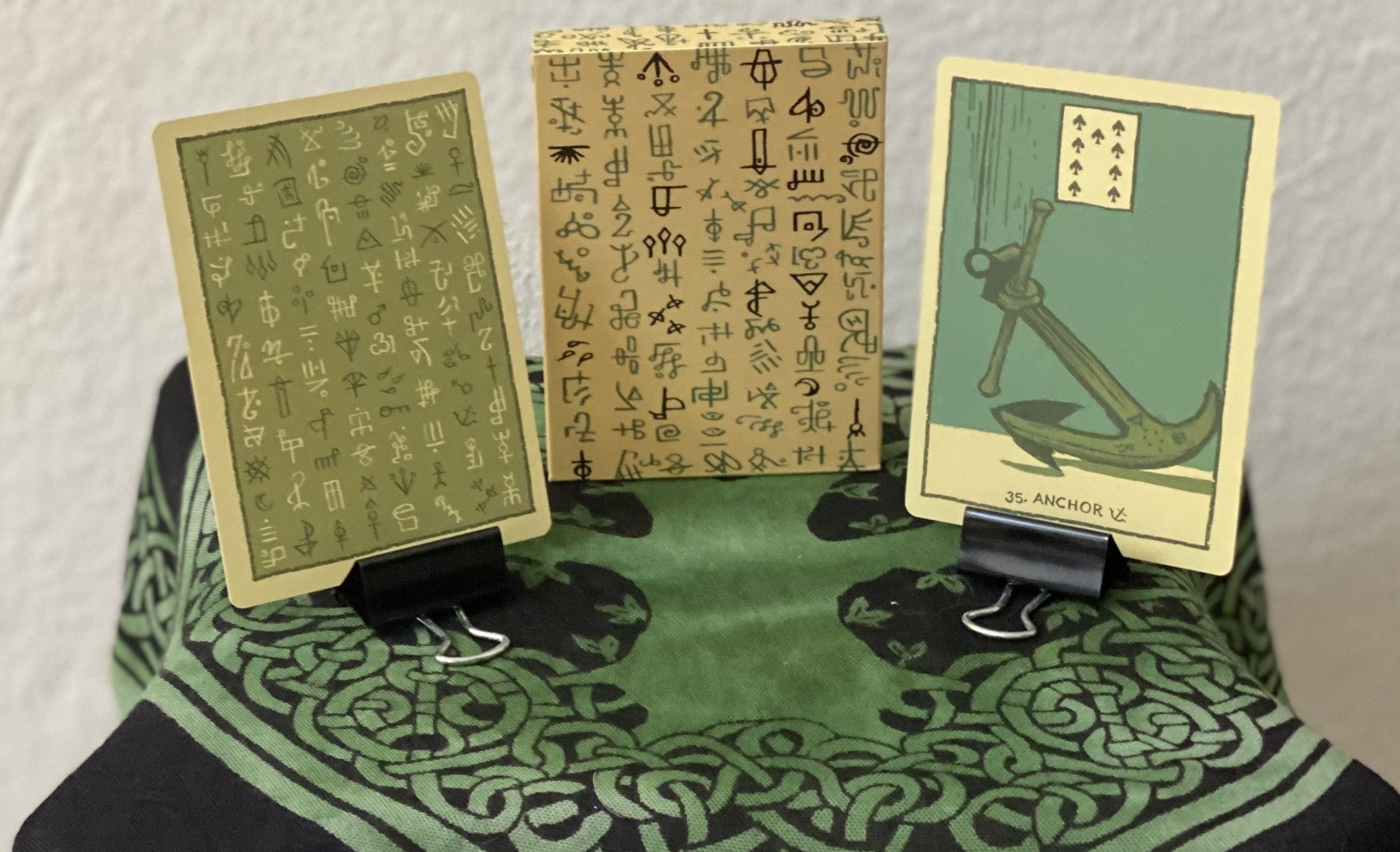 Green Glyphs Oracle