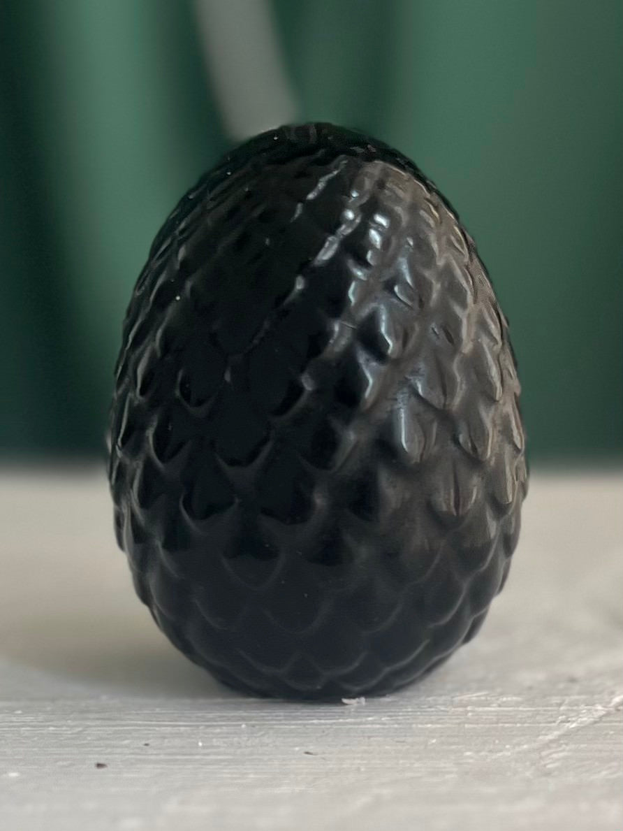 Huevo de Dragón de Obsidiana