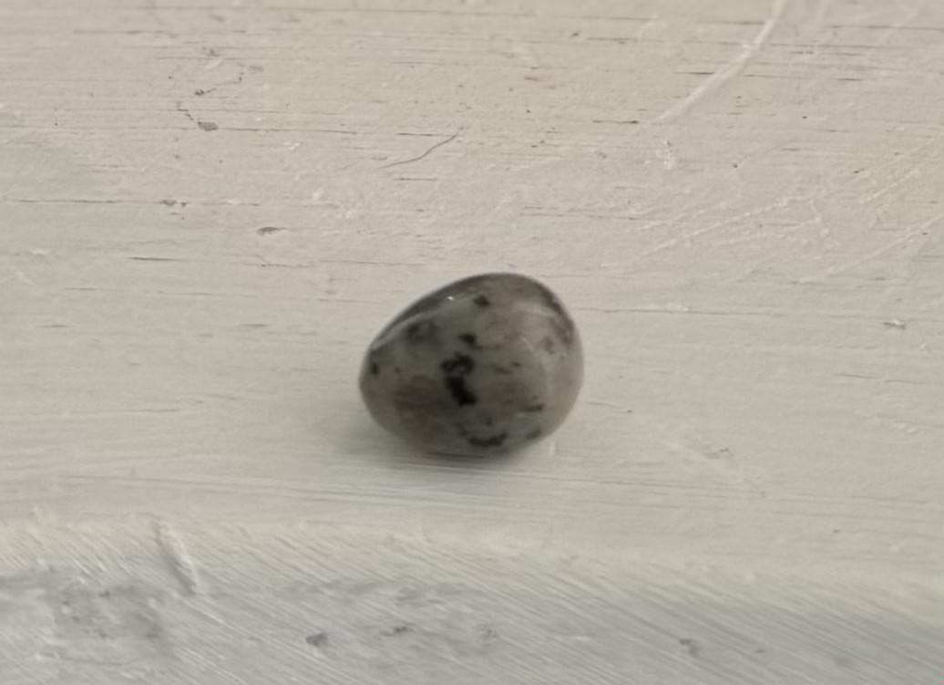 Huevo Yoni de Piedra de Kiwi "Mini"