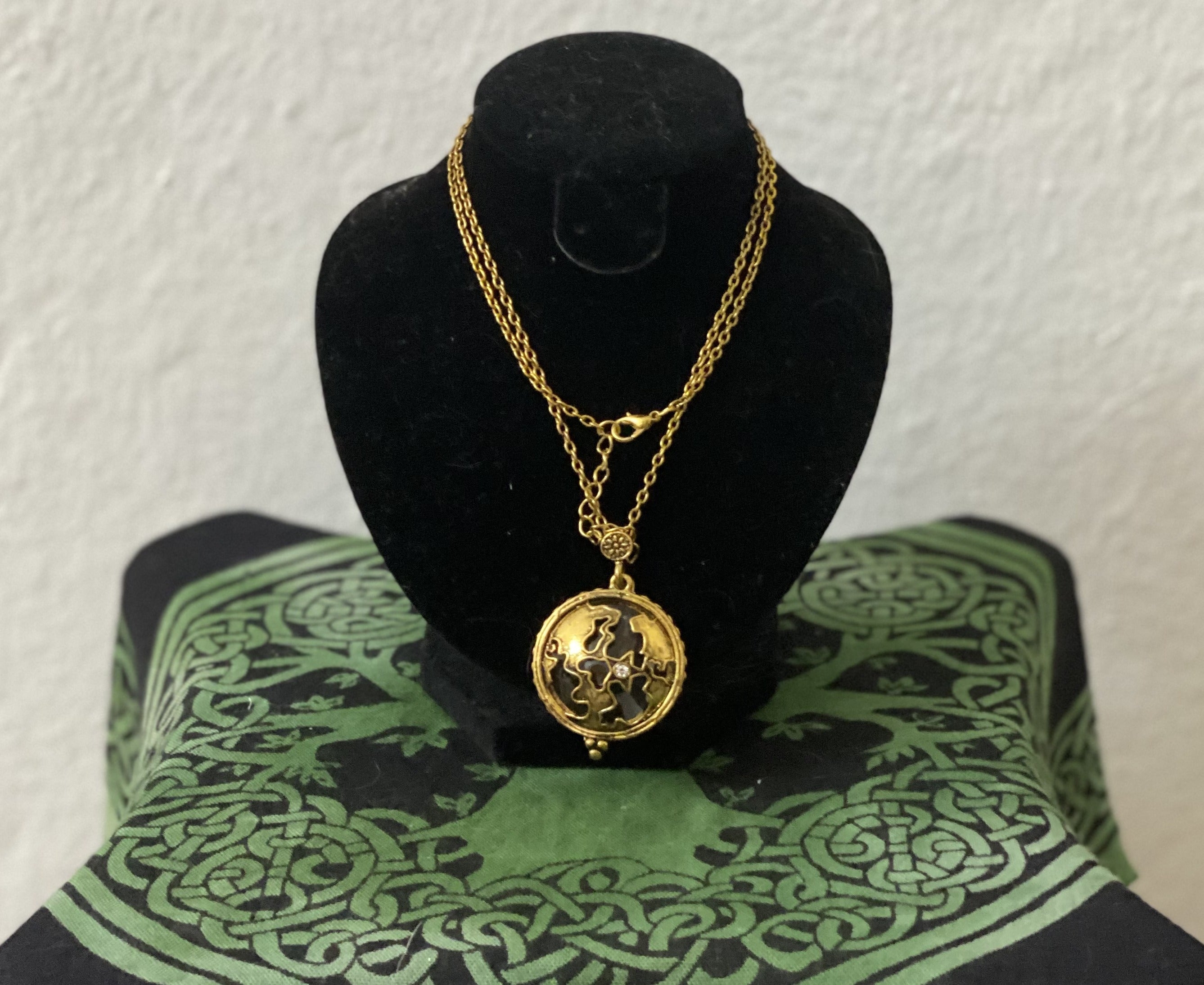 Lupa de Collar en Cristal