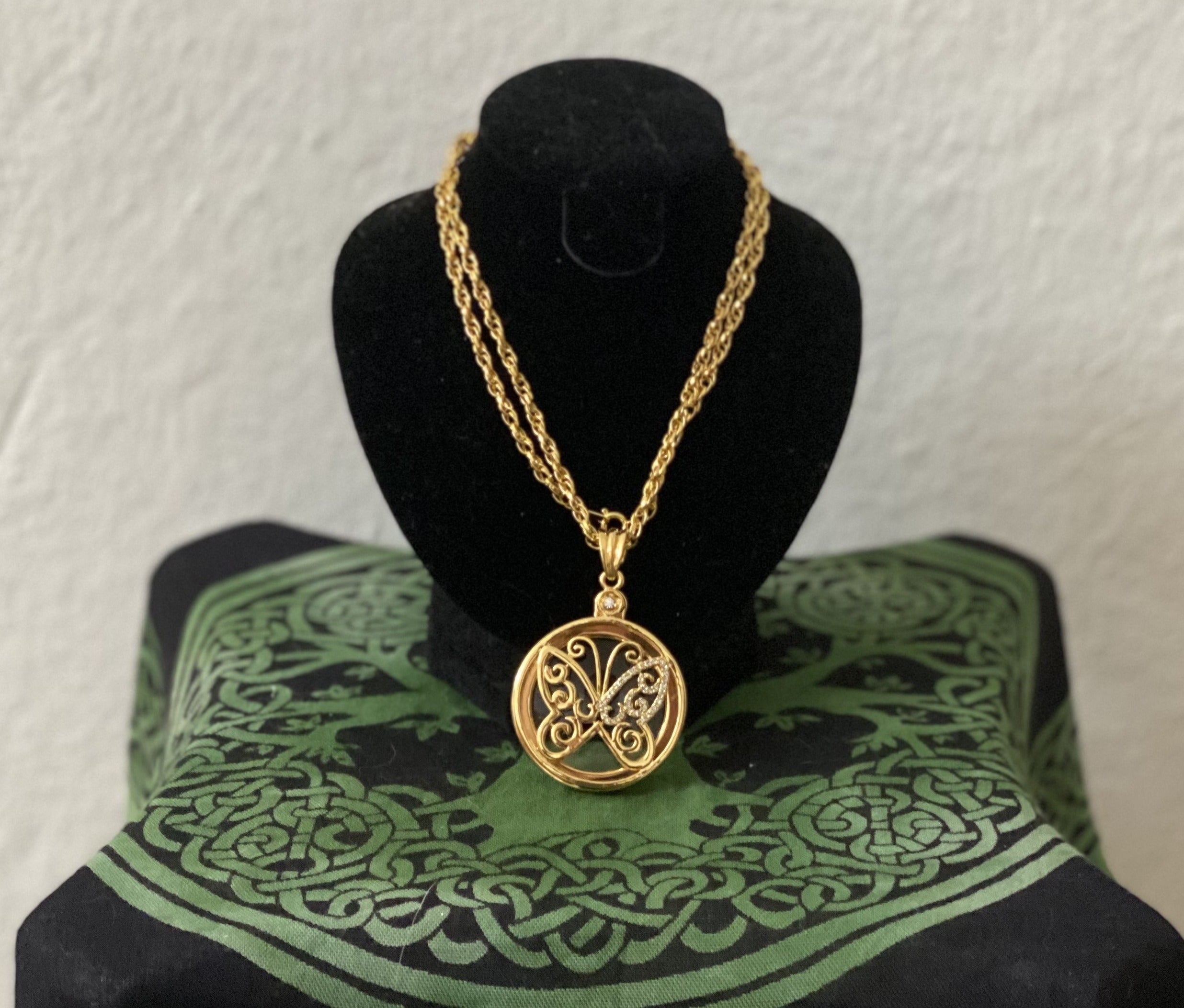 Lupa de Collar en Cristal