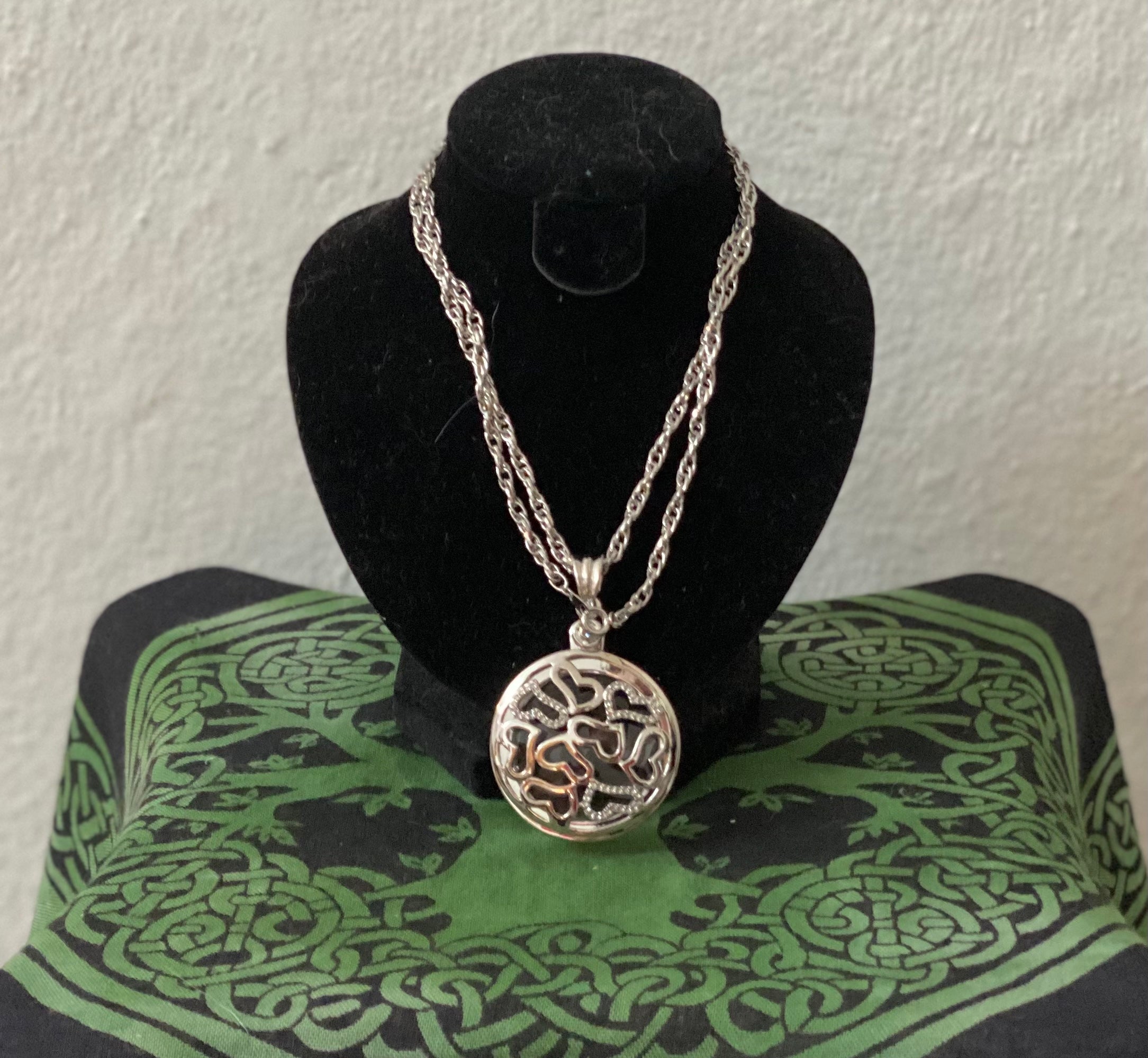 Lupa de Collar en Cristal