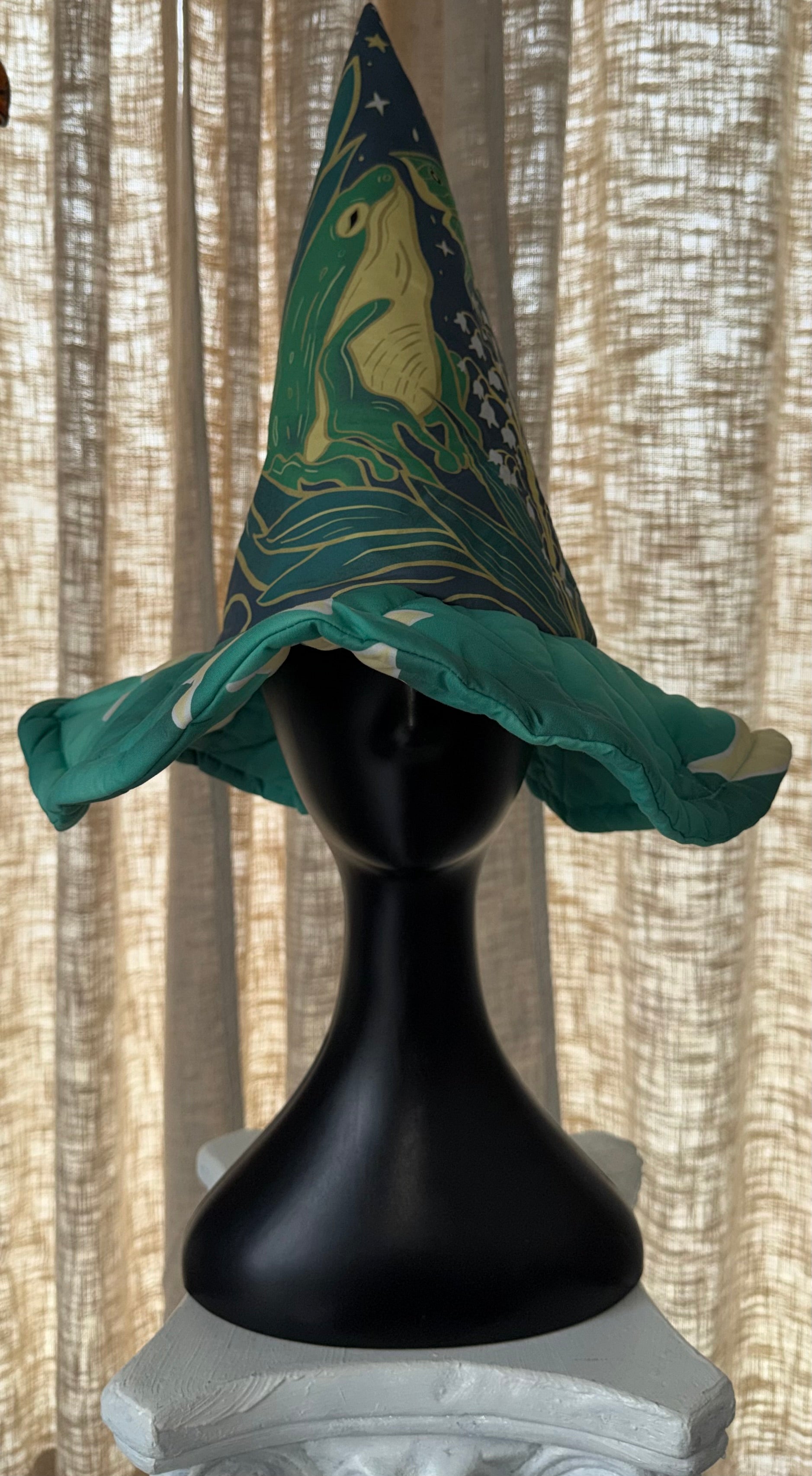 Sombrero de Bruja Lirio del Valle