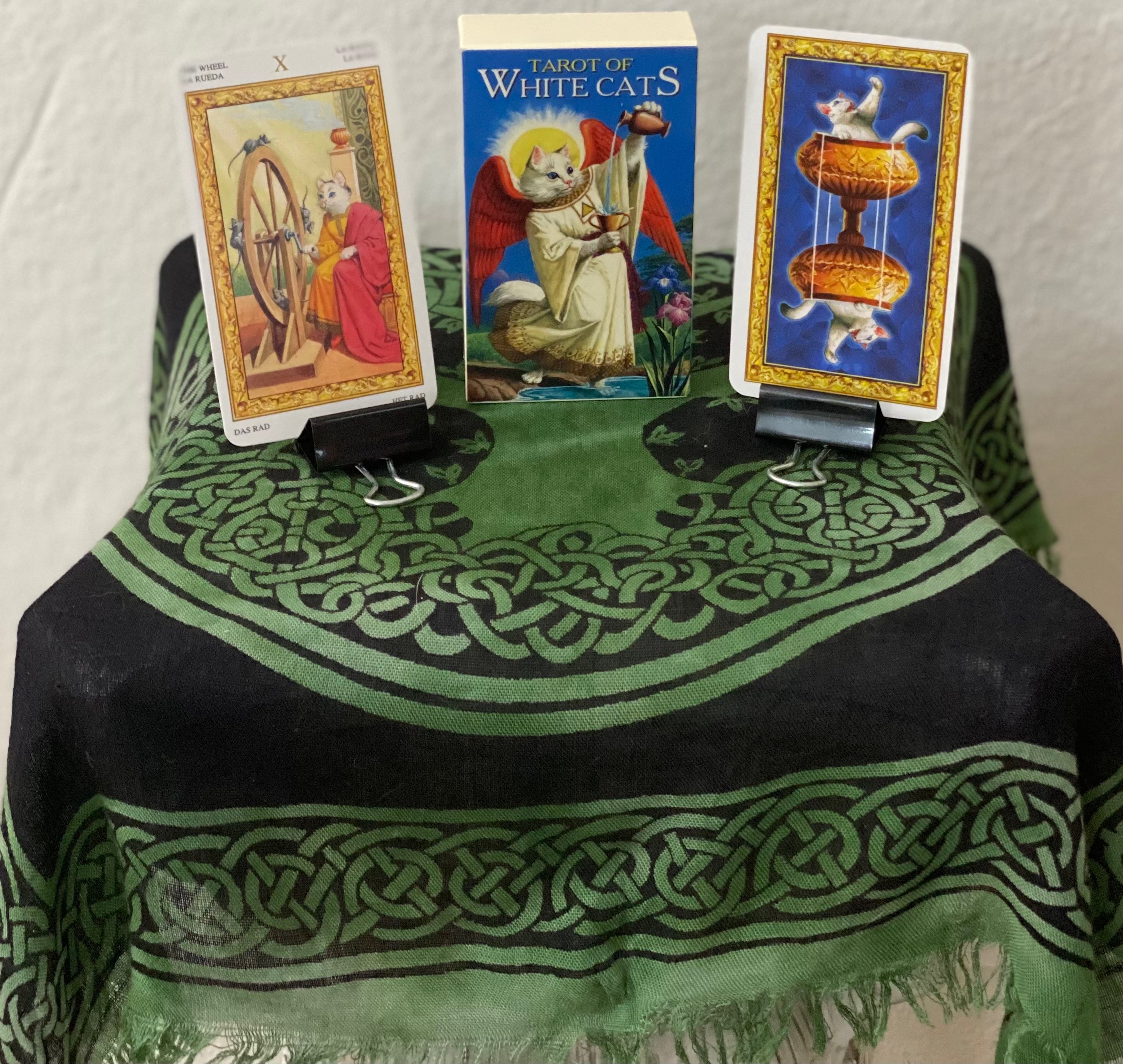 Tarot of White Cats