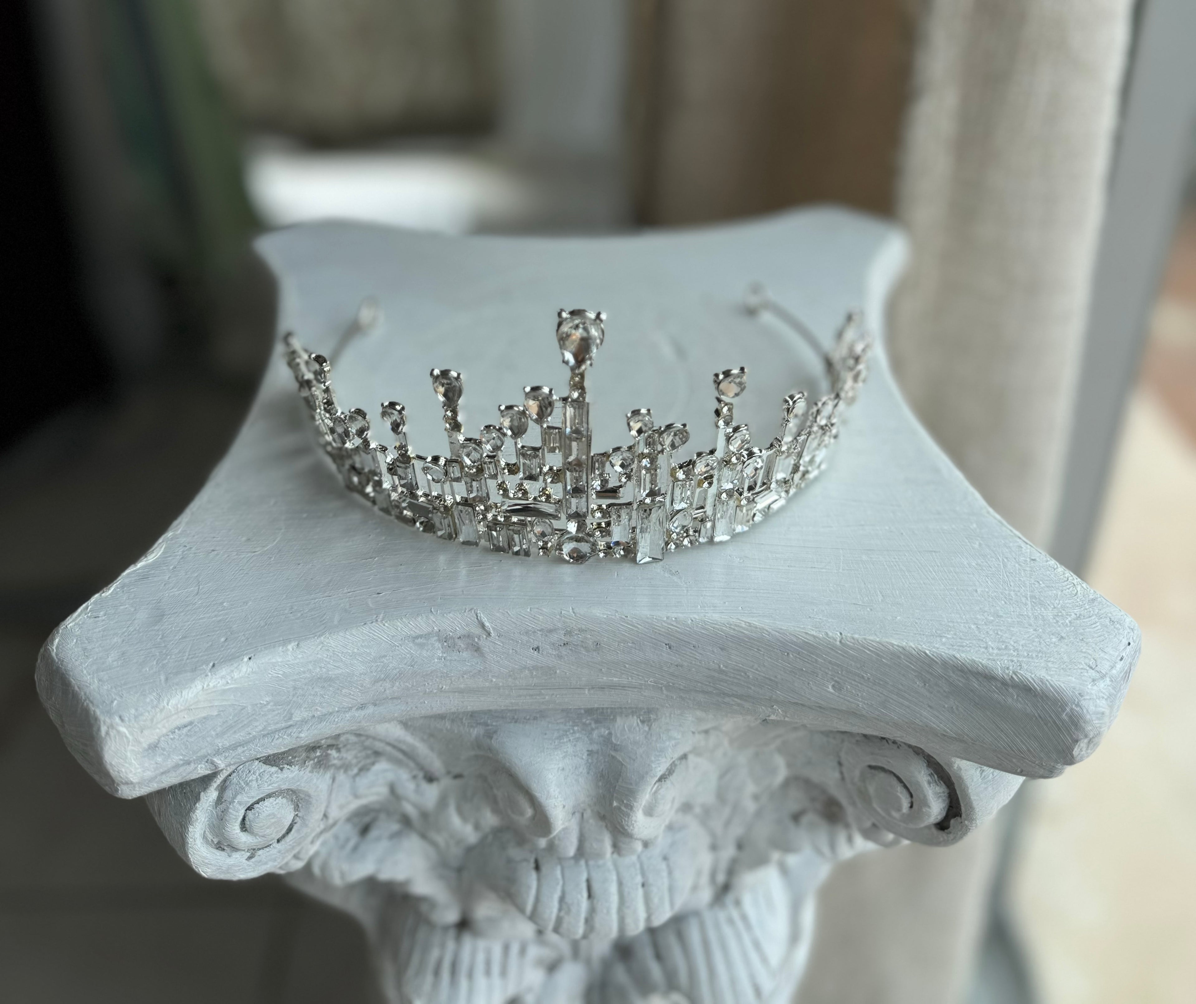 Tiara Brillante Plateada