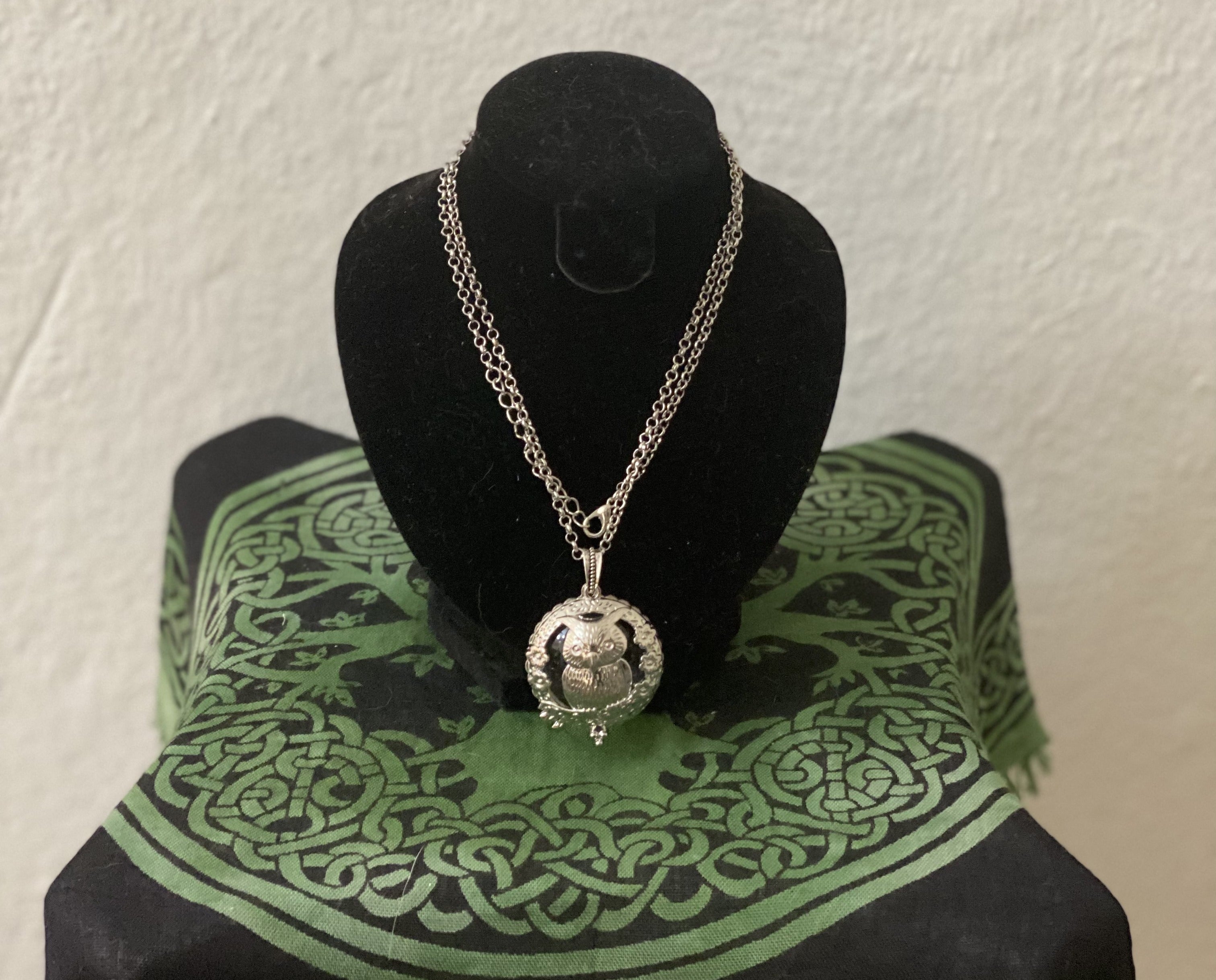 Lupa de Collar en Cristal