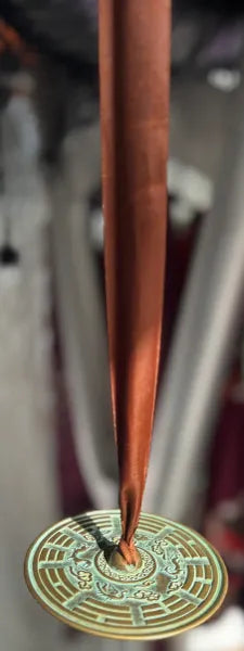 Címbalo para Protección y Armonía de Azófar con Ornamentos Celtas