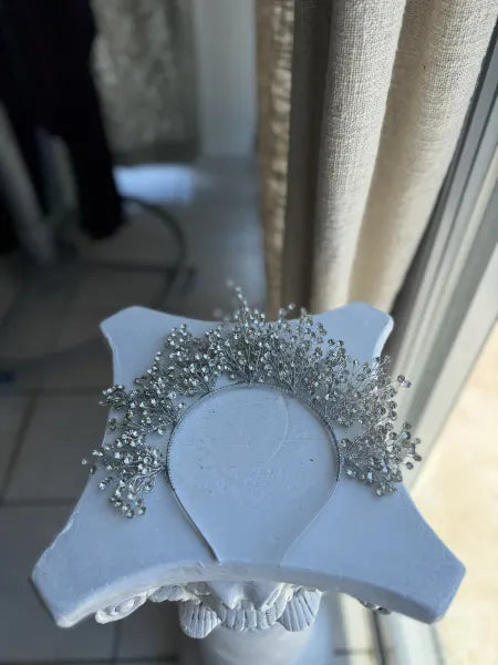 Diadema de Aleación y Diamantes Plateado