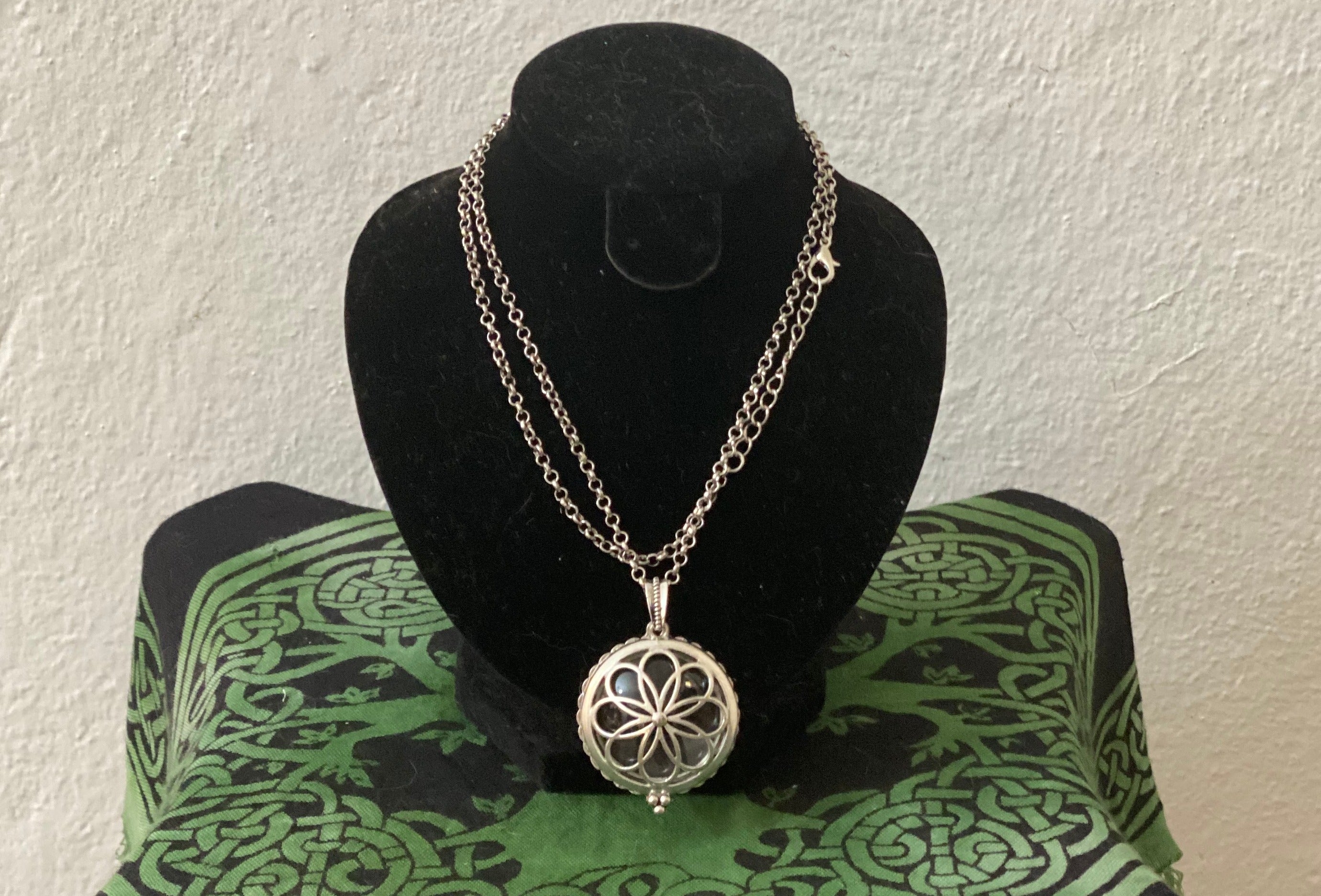 Lupa de Collar en Cristal