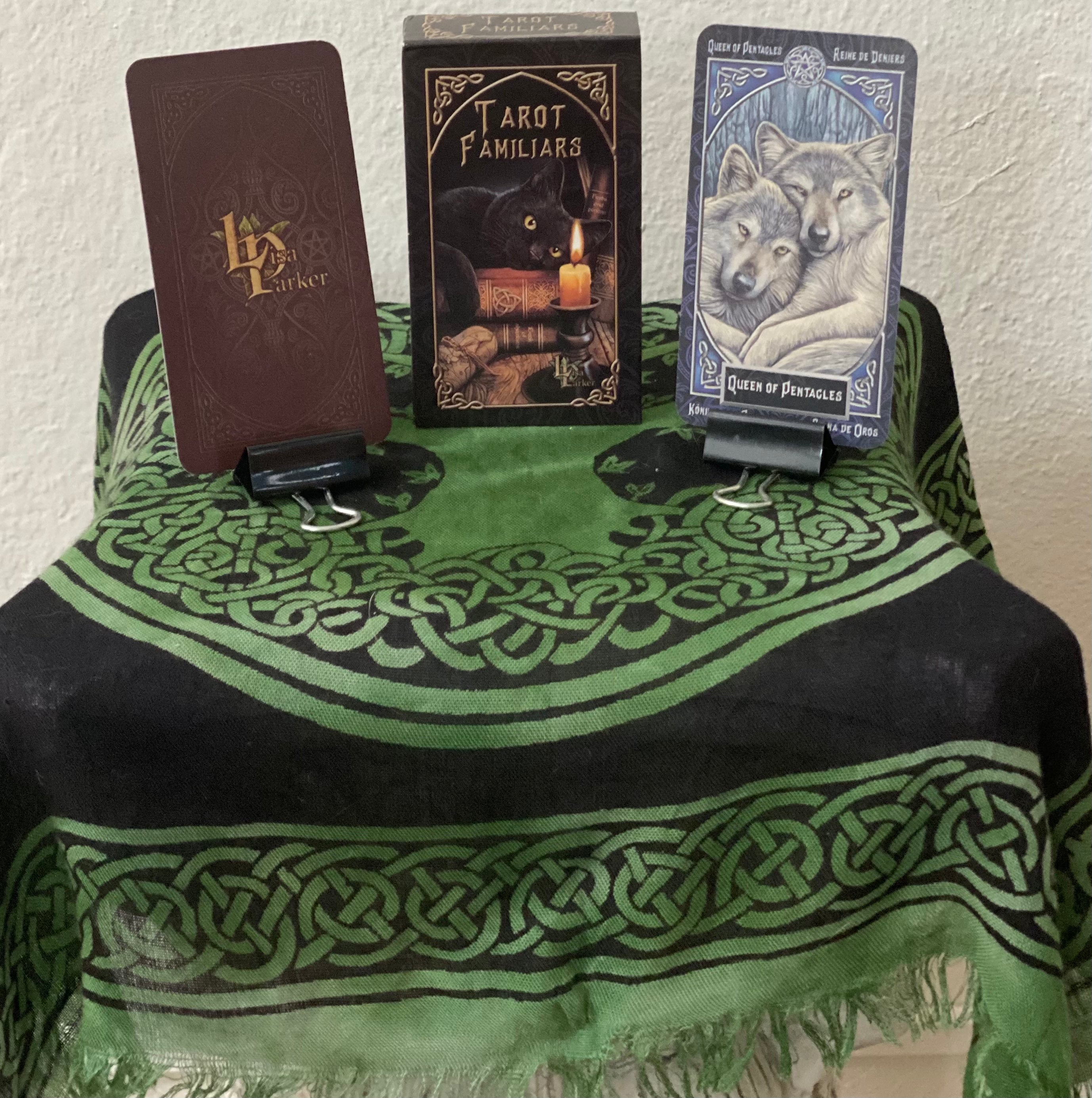 Tarot Familiars
